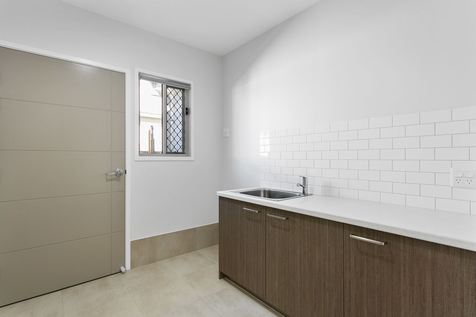 003 Open2view_ID688304-Lot_48_81_Mercy_Circuit