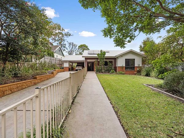 Supported independent-living_Normanhurst-4-(20312)_image-01_house-front