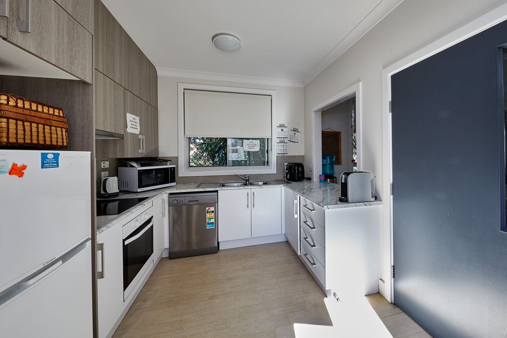 SIL017 LR_Taree H1_communal-kitchen1