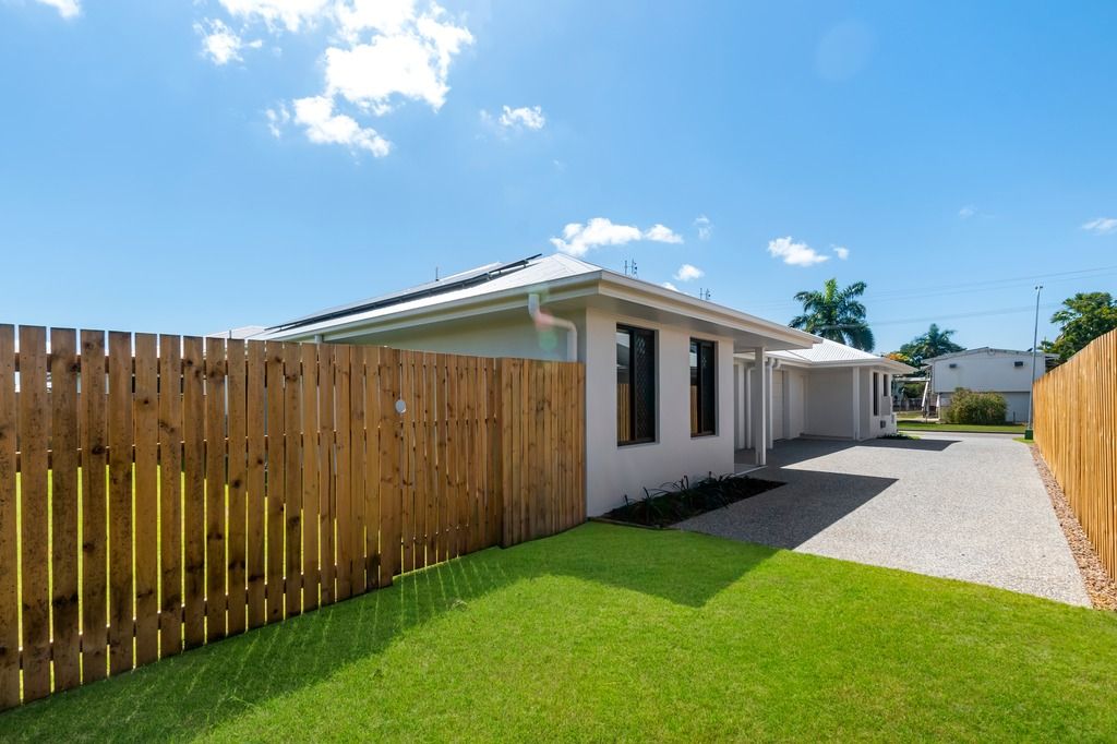 6   Stone Way 1 example pics - front 2