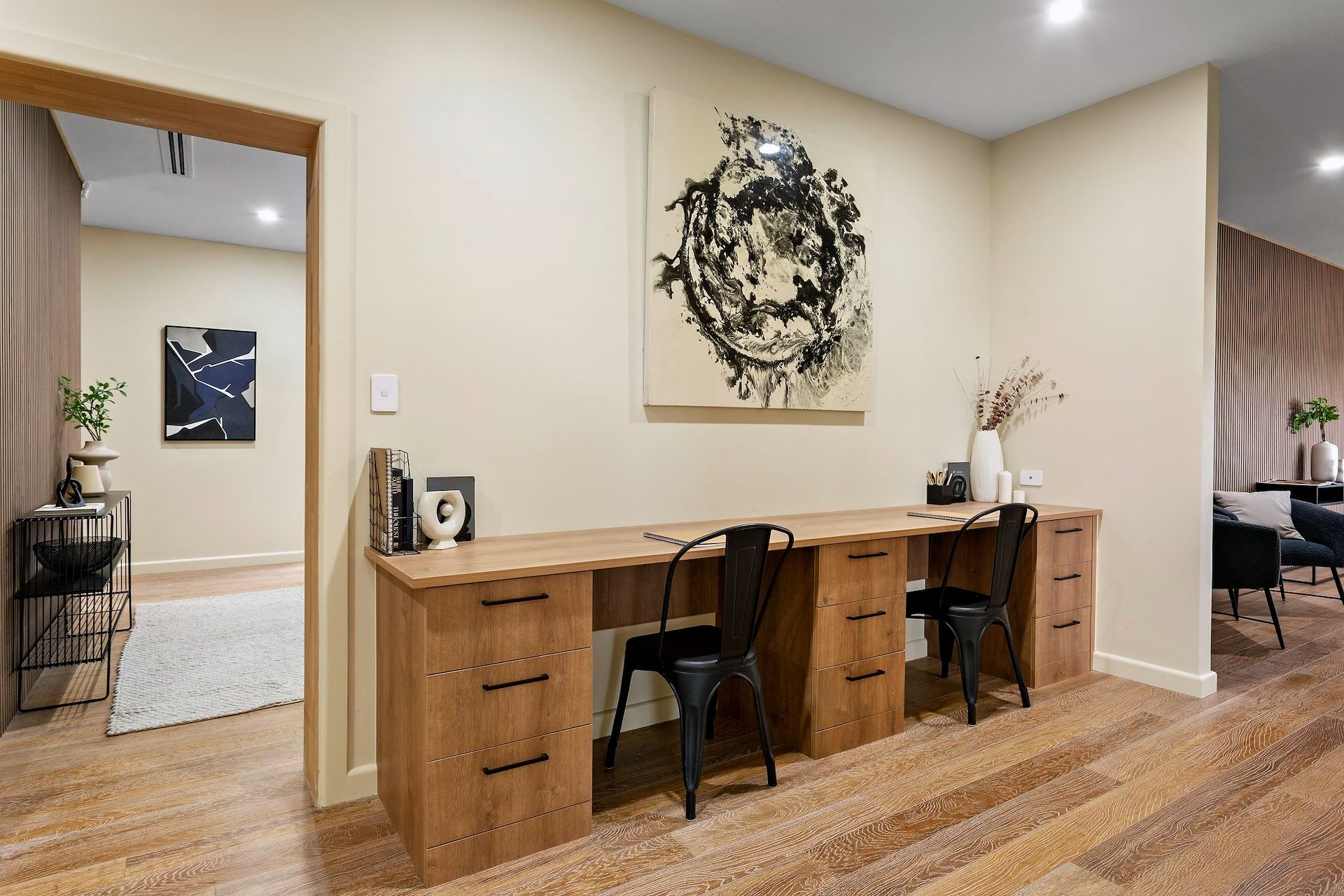 1717608456885725847560350