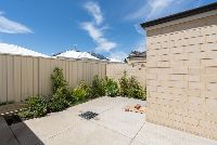 web 5bmultarra-DSC08891 - House Back