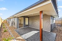 012 Open2view_ID822891-3_Olivia_Street