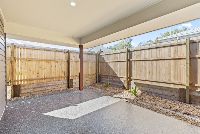 011 Open2view_ID822891-3_Olivia_Street