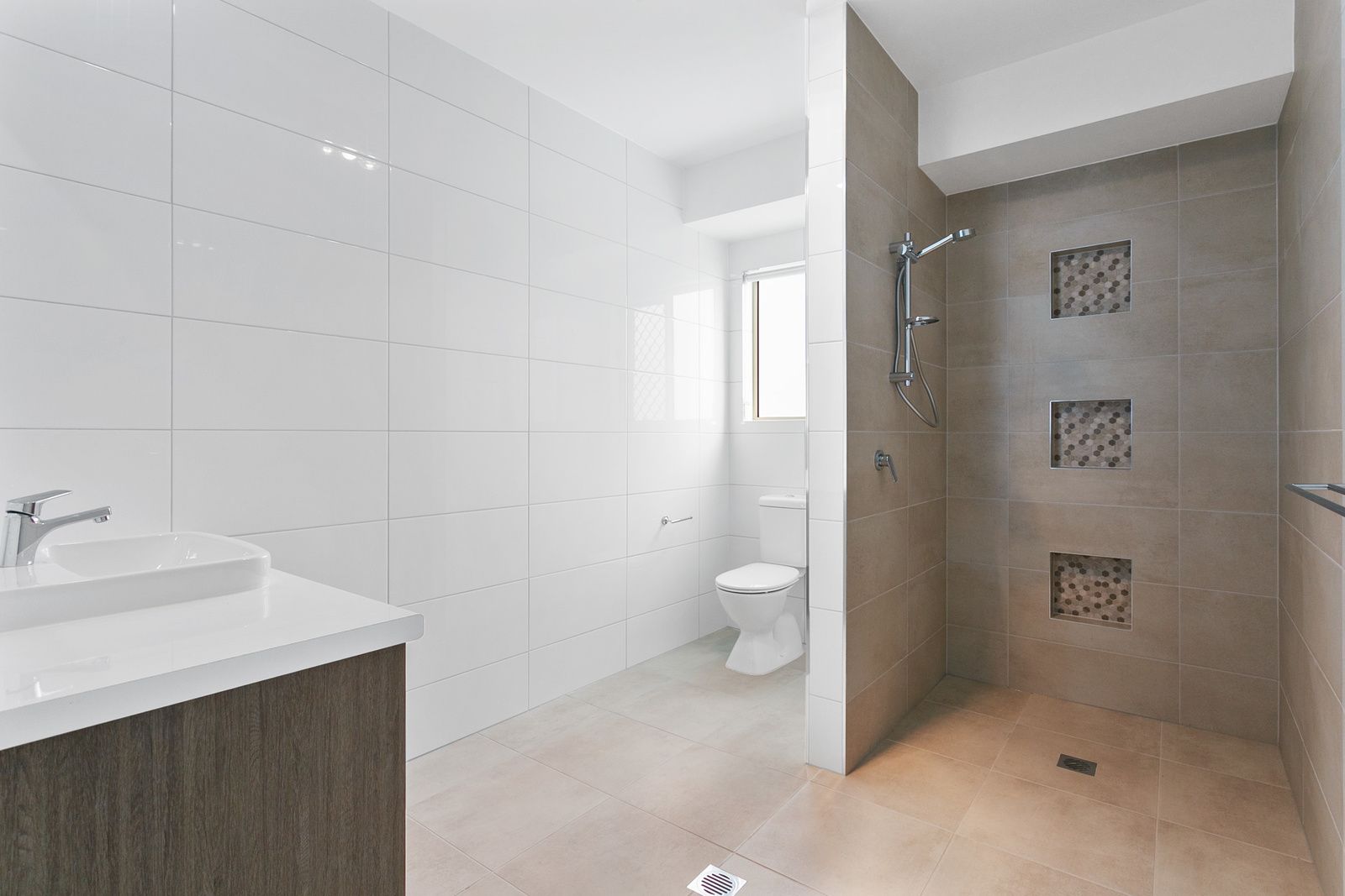 008 Open2view_ID688304-Lot_48_81_Mercy_Circuit