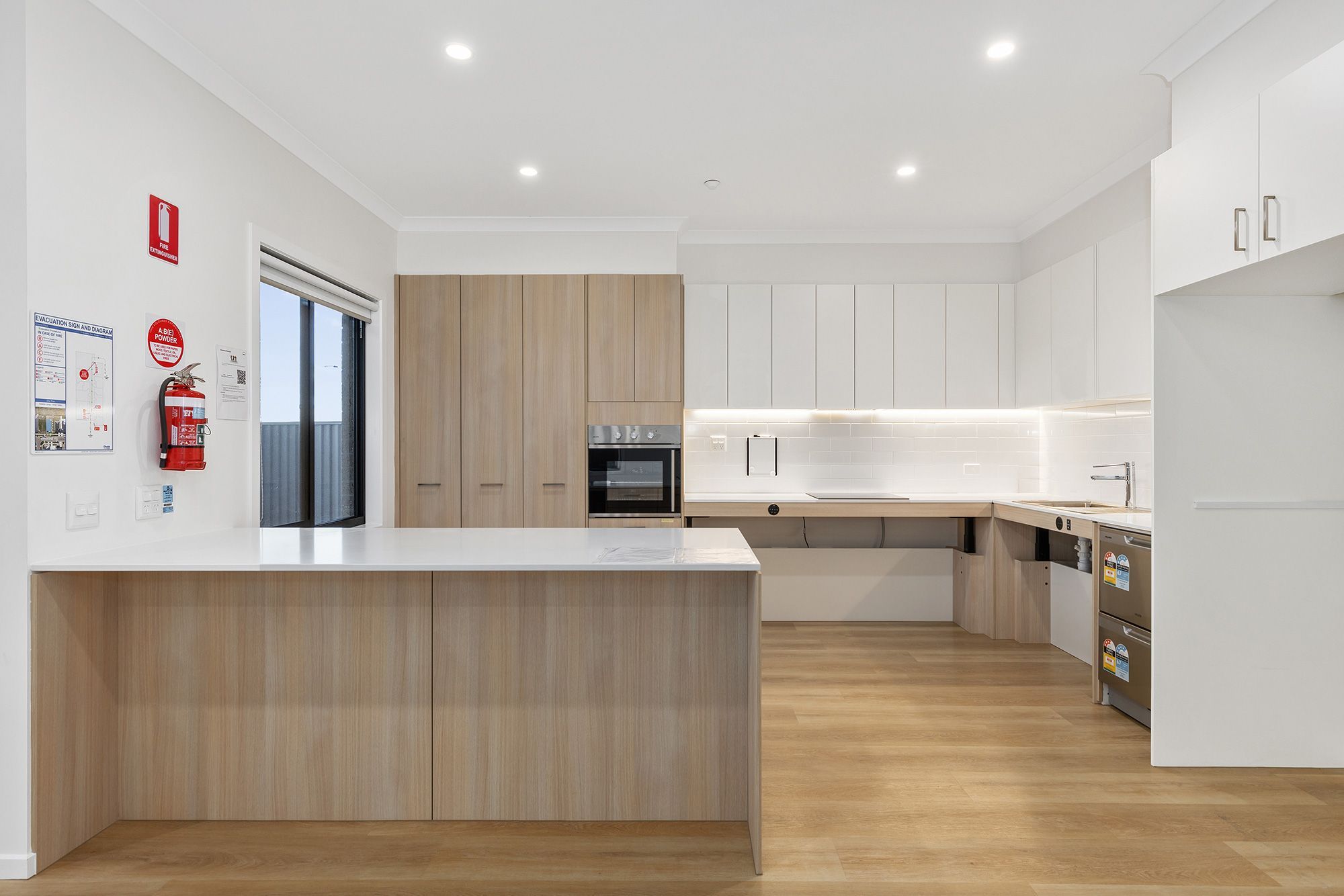 fb993128 9718-4157-8468-37e934c4bf7a-lg-Erskine---Kitchen-LR-No-Logo