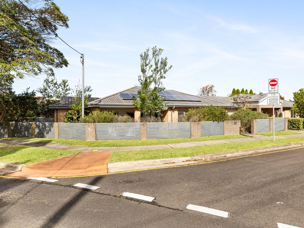 1  Frenchs Forest 1 (16076)_Front house