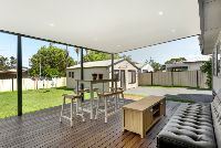 LWBN 483234_Outdoor Deck