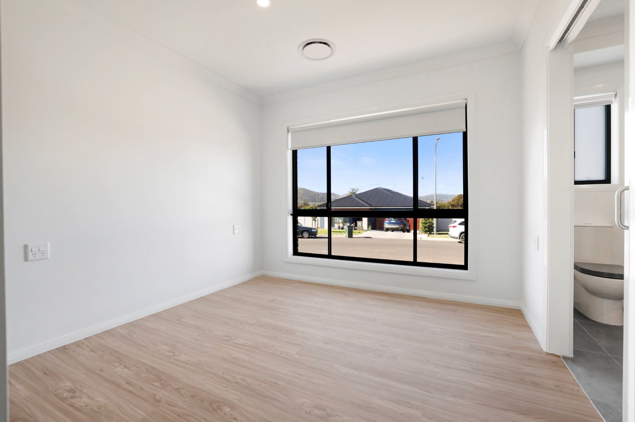 38 Mustang Close  33) smaller