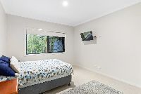 004 Open2view_ID786242-MtOmmaney