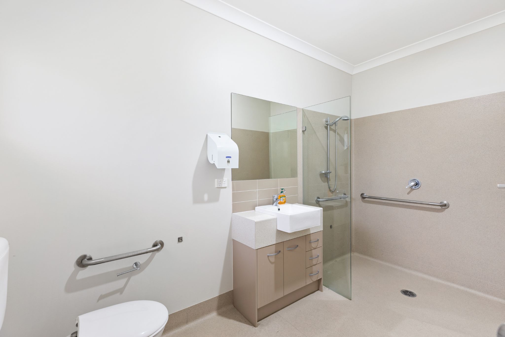 005 Open2view_ID786242-Mt Ommaney