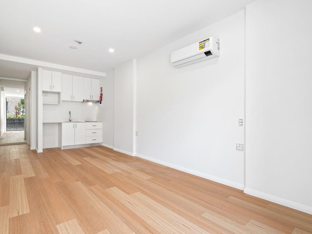 008 Open2view_ID733900-2_81_Bridge_Street