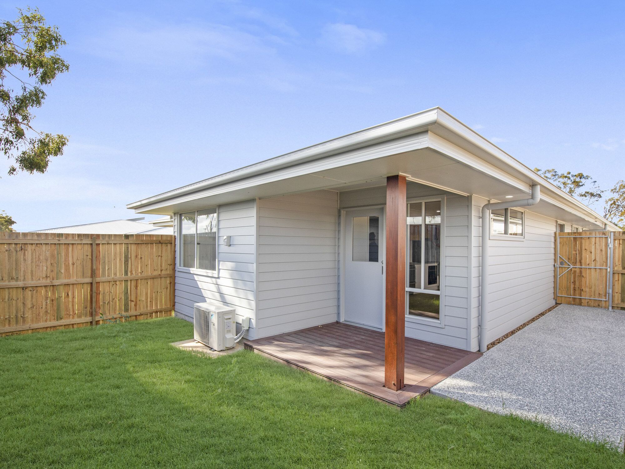 010 Open2view_ID828146-Lot_9_11_Hereford_Street