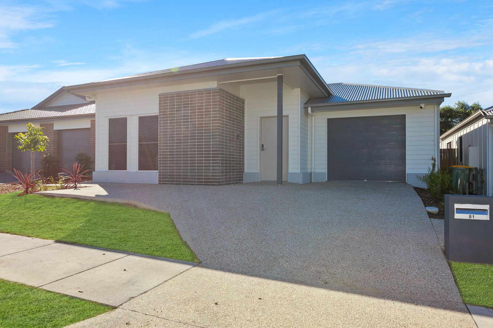 011 Open2view_ID688304-Lot_48_81_Mercy_Circuit