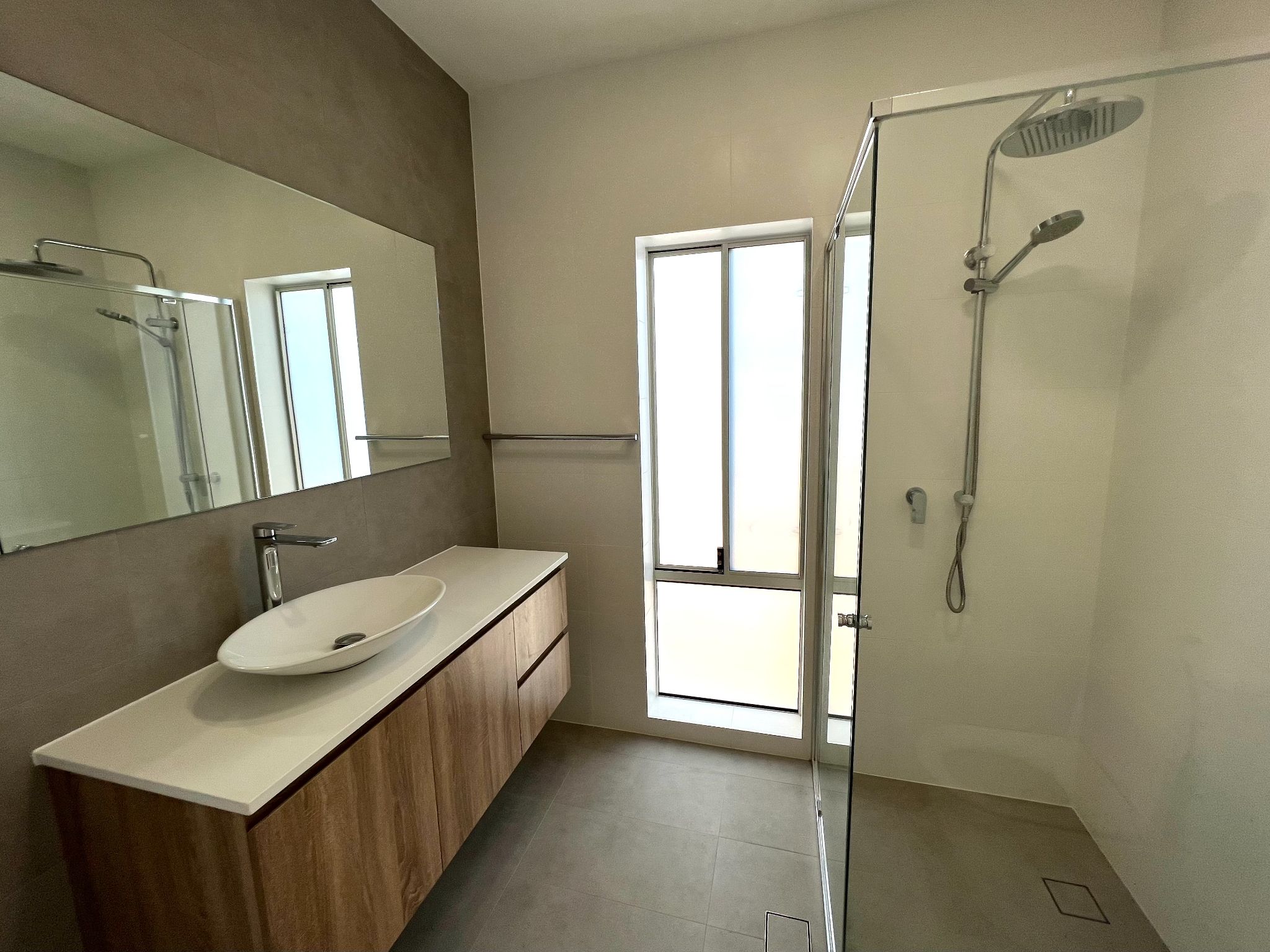 C76F347A 3B2D-4AD5-9066-20B2E23FC987