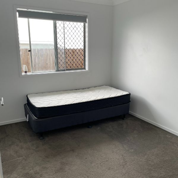 23 Rural St  Park Ridge - Bedroom