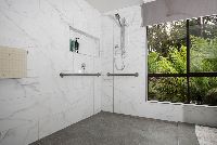 Cockatoo Accessible bathroom