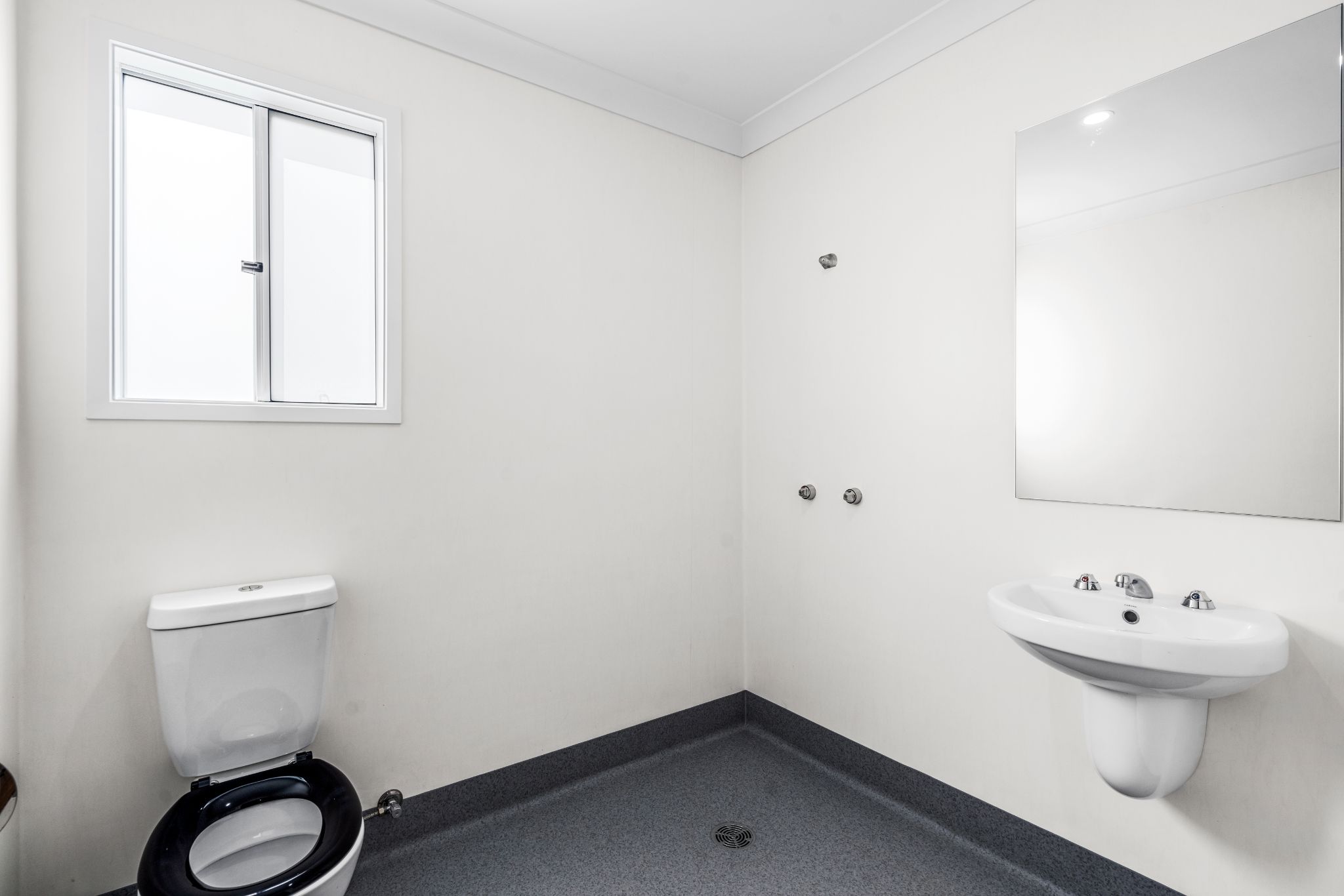 011 Open2view_ID905889-7_Miami_St_Springfield_Lakes (1)