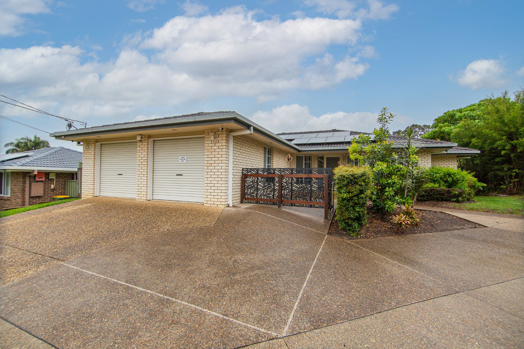 Owen Cres Regents Park LRG   001b