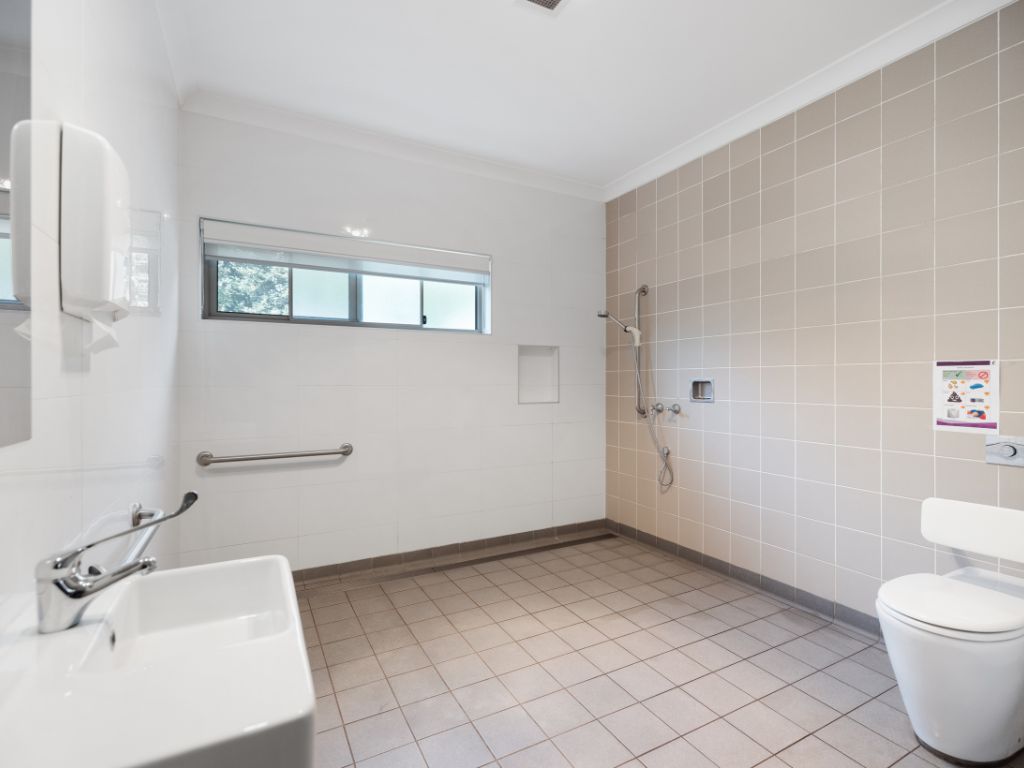 7 Frenchs Forest 1 (16076)_bathroom