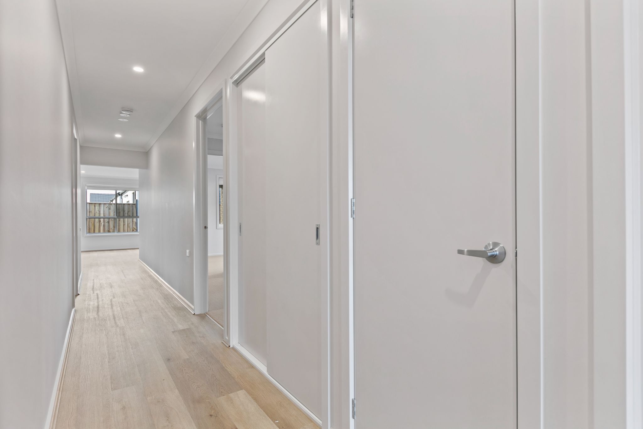 Feathertop Avenue  Weir Views (2)