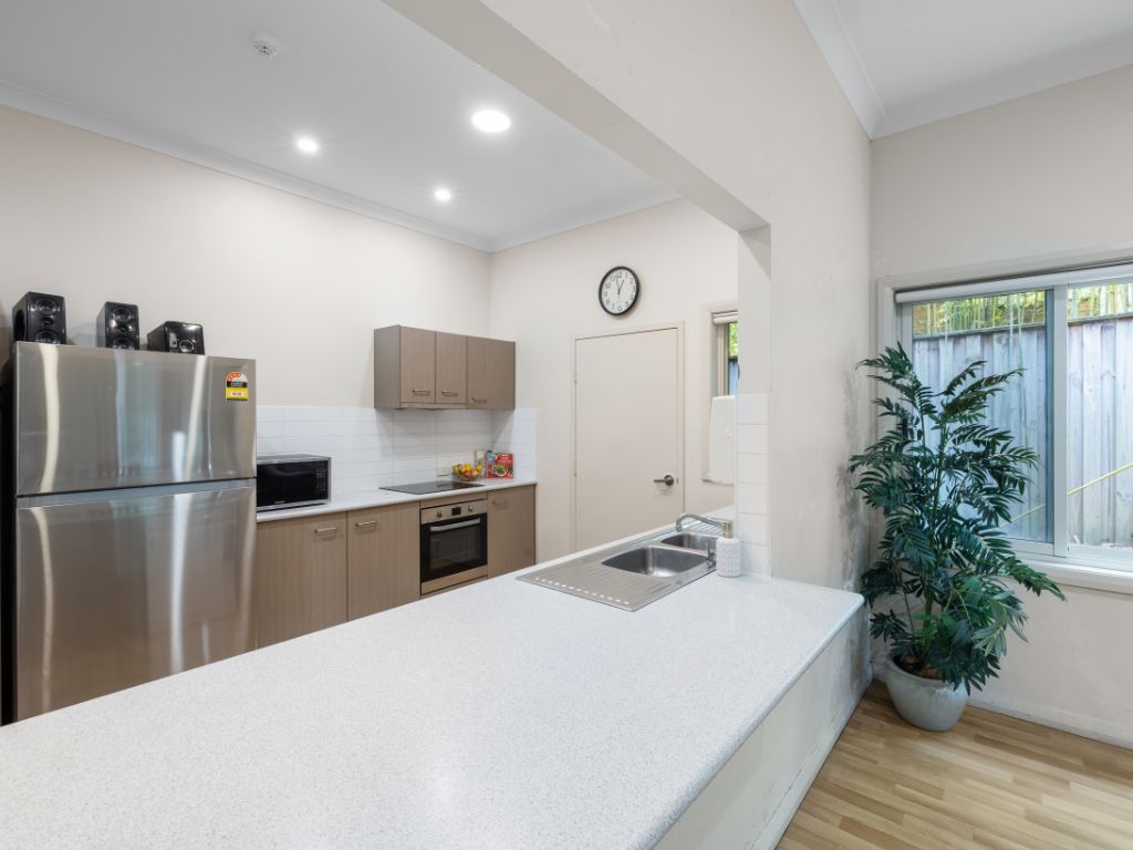 Supported Independent Living   Elanora Heights (16072) Image 13_Kitchen Servery