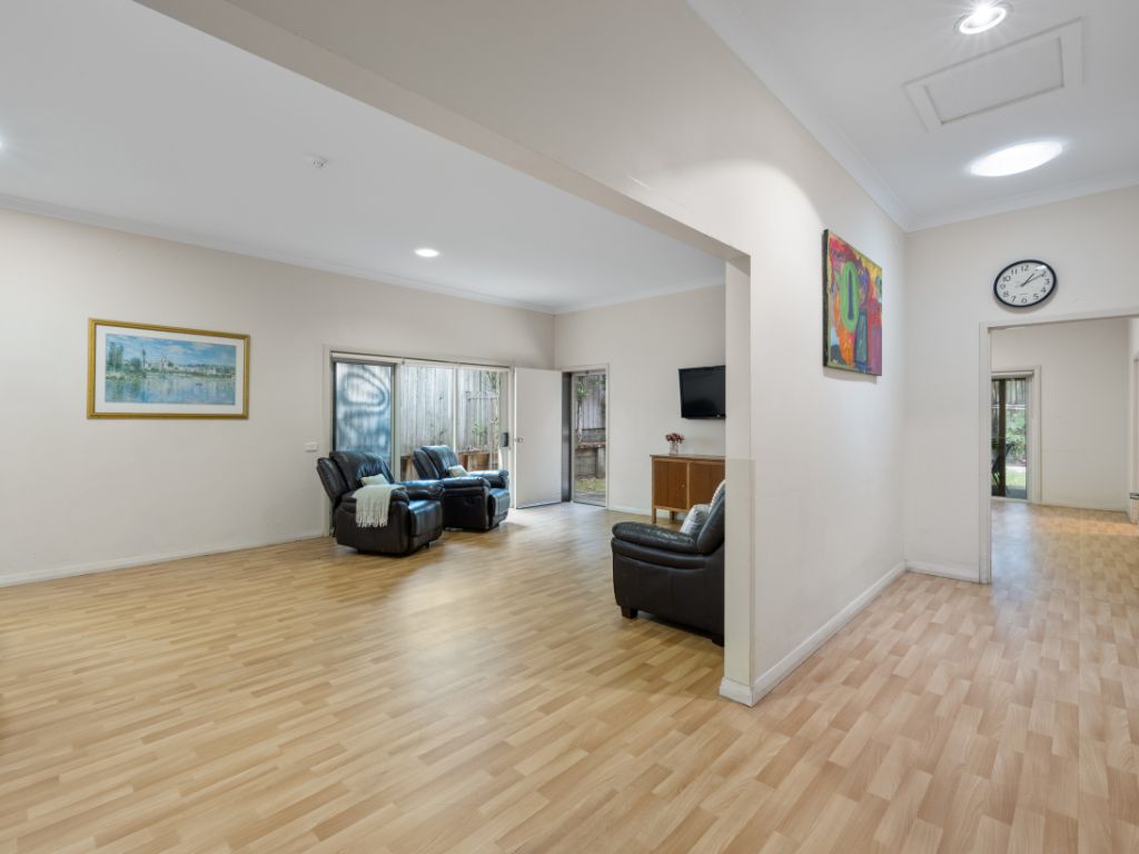 Supported Independent Living   Elanora Heights (16072) Image 16_Hall-Living