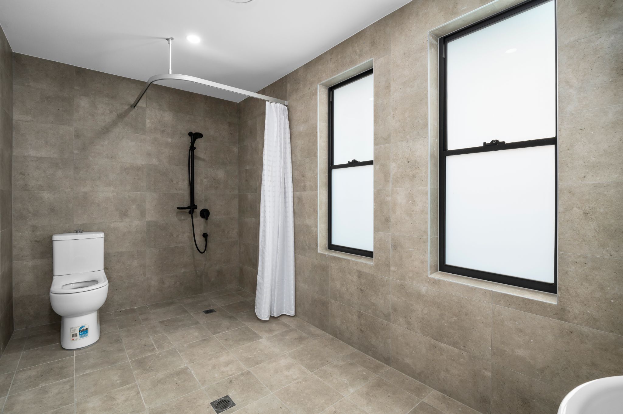 017 Open2view_ID827604-22_Fragar_Road