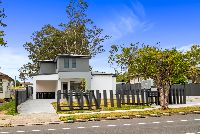 001 Open2view_ID827604-22_Fragar_Road