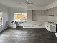 Kitchen 2  2032x1525) - 7 Finch Ct