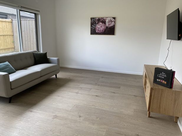 Wollert wayside avenure sitting room