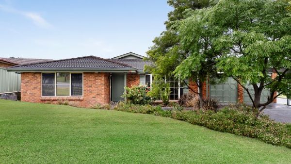 Tumbi Umbi front of house small