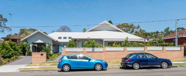 Sunnyfield 15 10.20 - WEB - 001