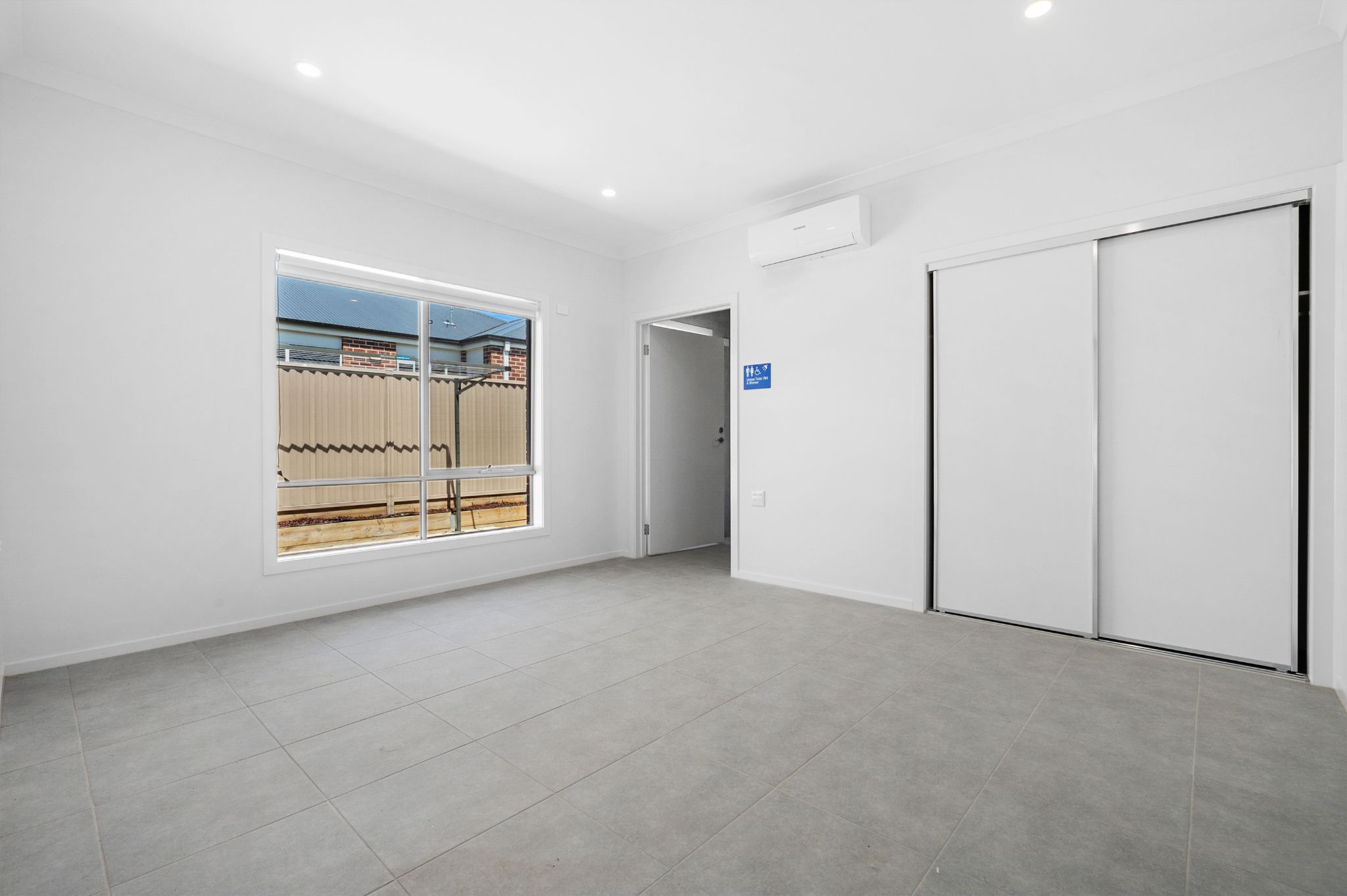 005 Open2view_ID856203-13_Dove_Avenue__Winter_Valley