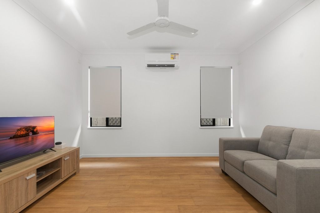 Gorari St 16   Living