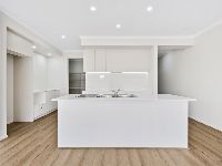 31 Spirit Blvd  Cranbourne East (8)