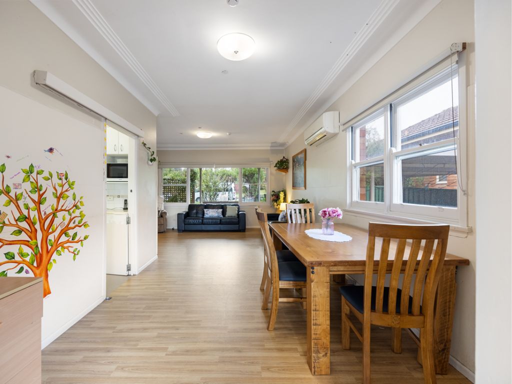 Supported Independent Living Denistone 1 (16065)_image 8_dining