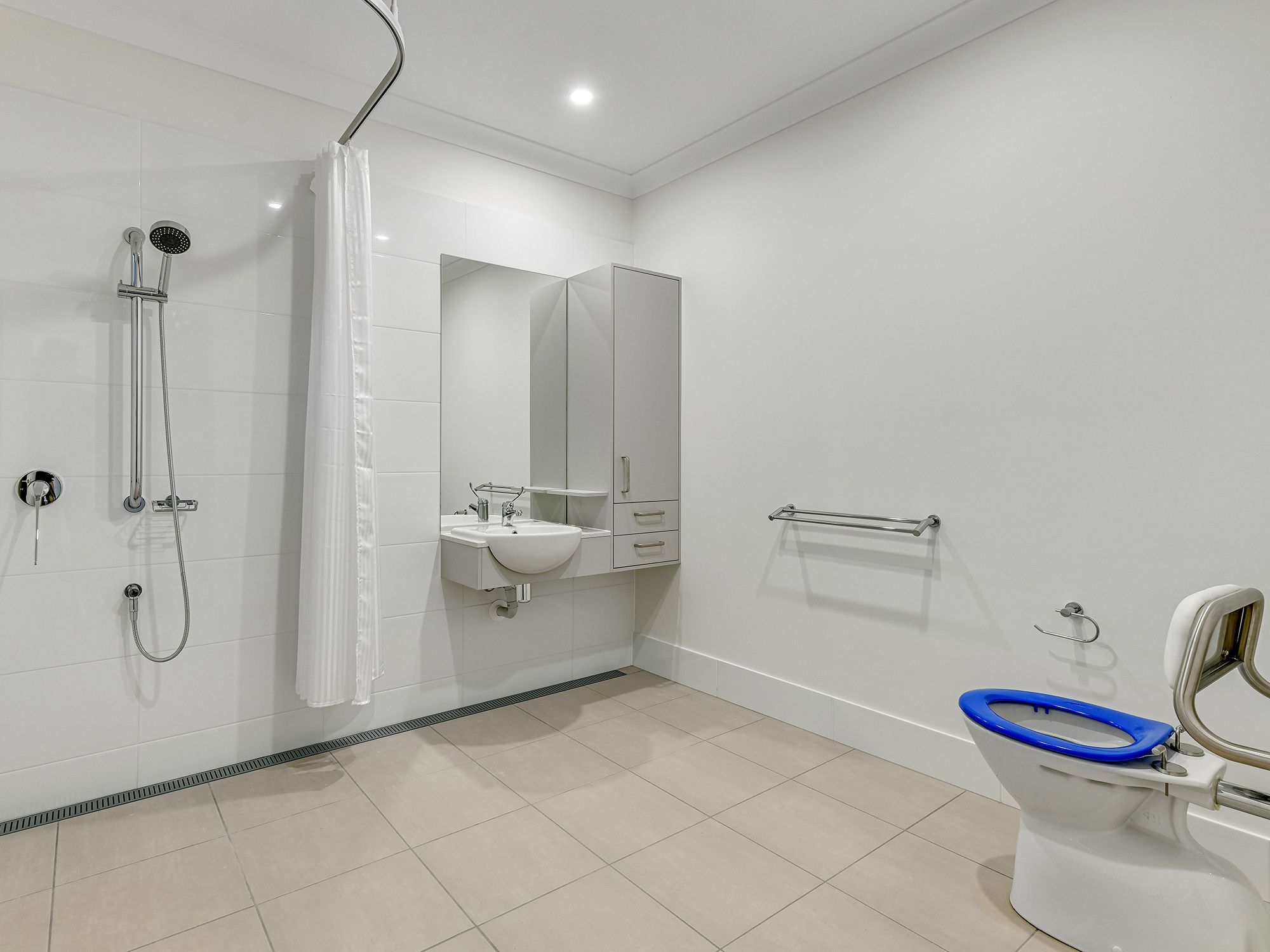 9   Salsa St 11 - Ensuite 3