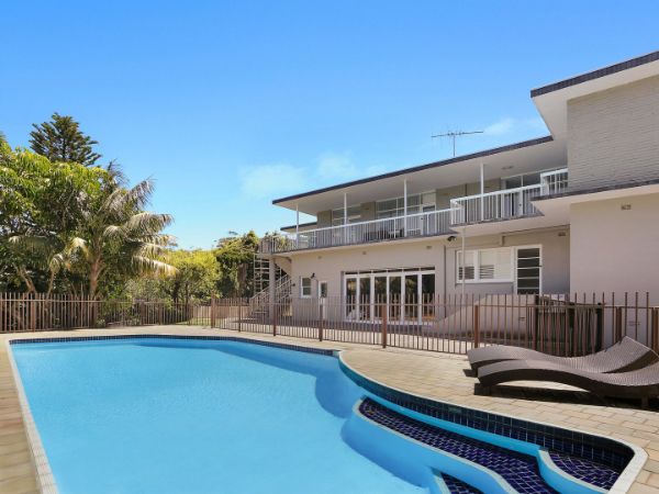 2018433543 8_1_230322_021308-w1920-h1440