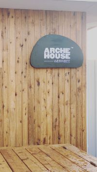 18 Anderson Street Werribee Arche House Sign