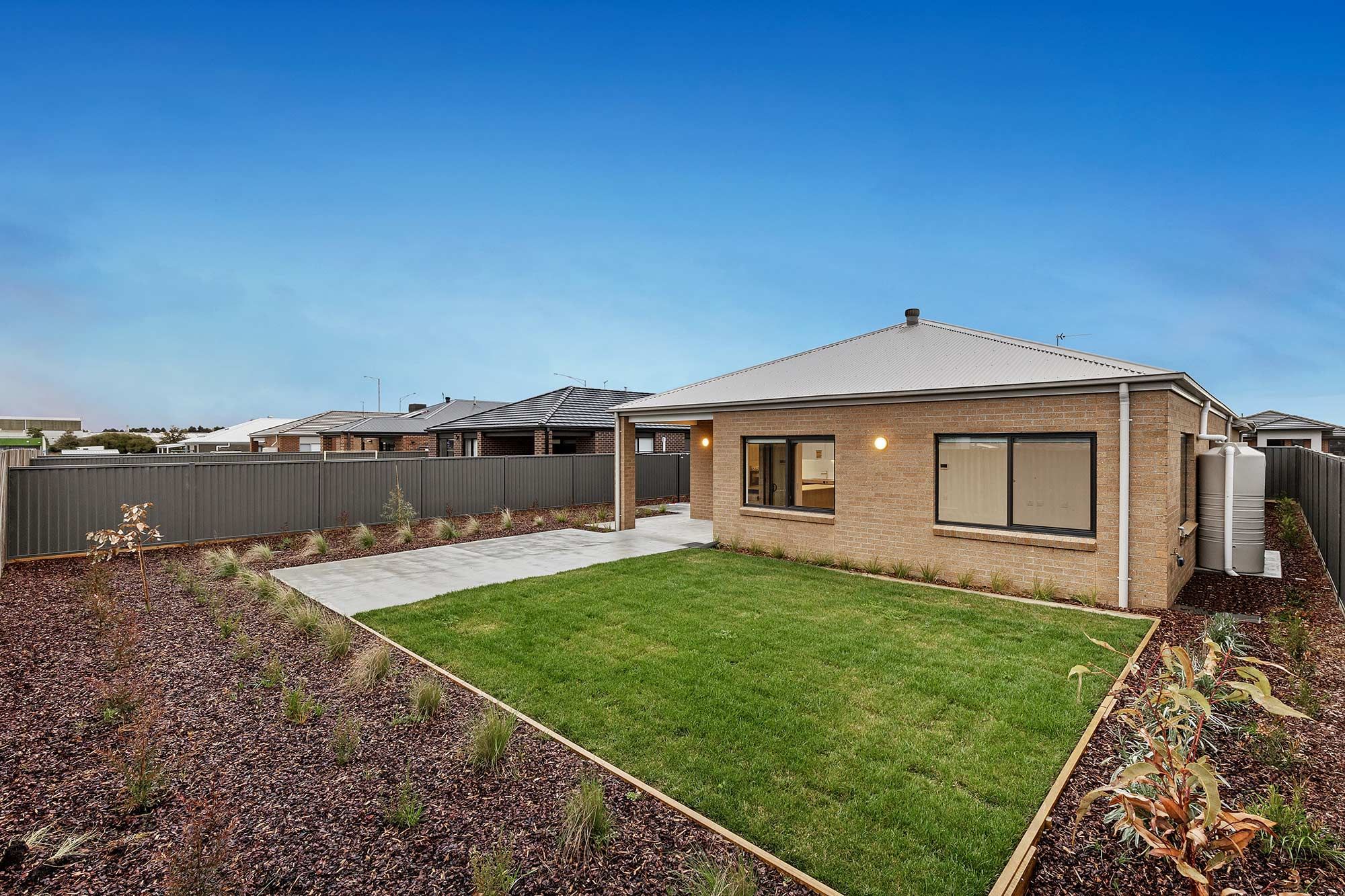 2c5fdb60 4b51-4888-8182-0888b2e9a6fc-lg-Erskine---Backyard-Dusk-LR-No-Logo