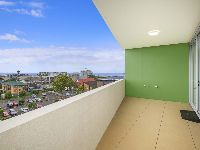 635f1077a5cfad9e5817f61b Wollongong – 1