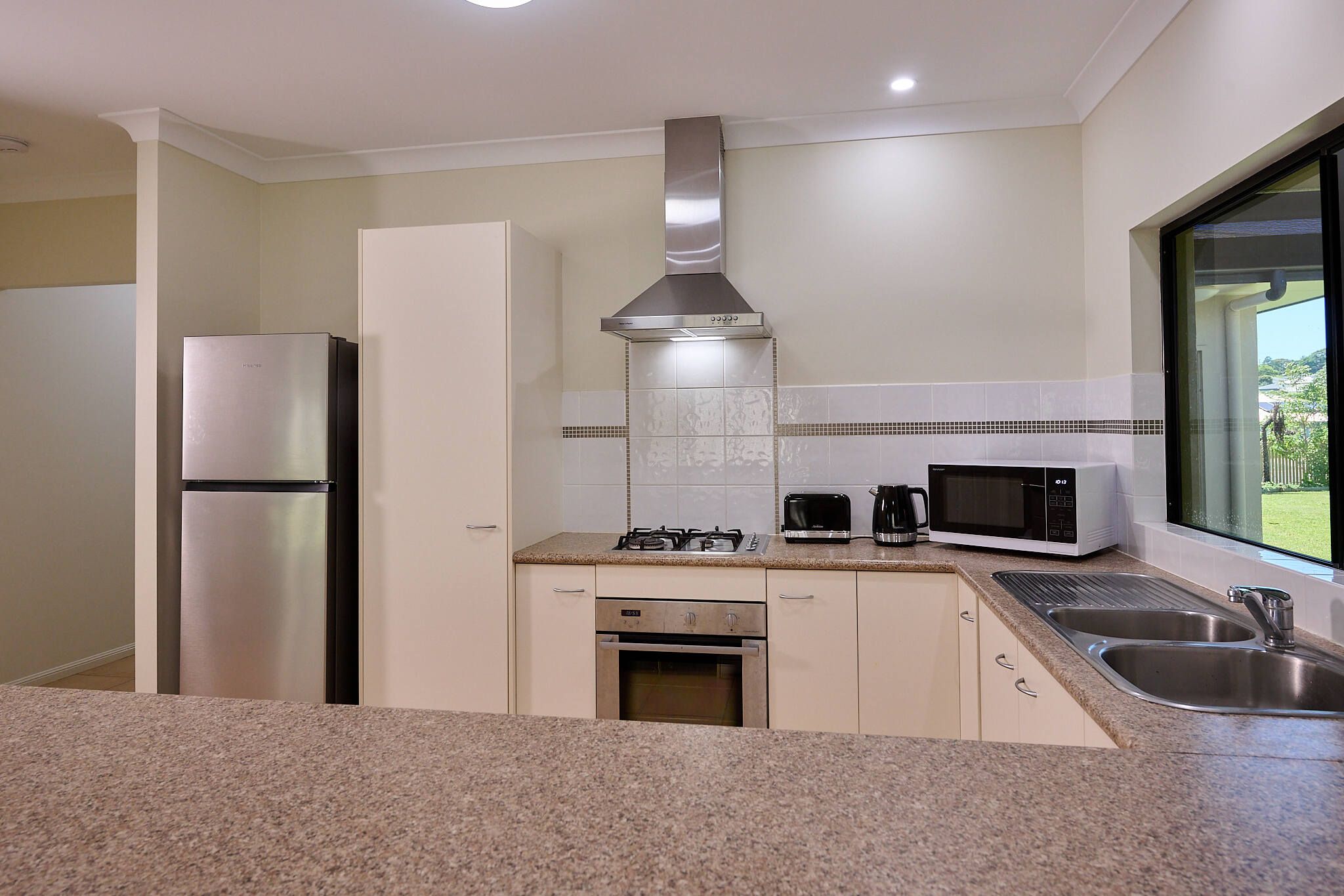 2636 Breakthru-Atherton