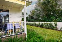 SIL045 LR-BilambilHts-exterior4