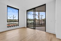 living 1_Collings_Street