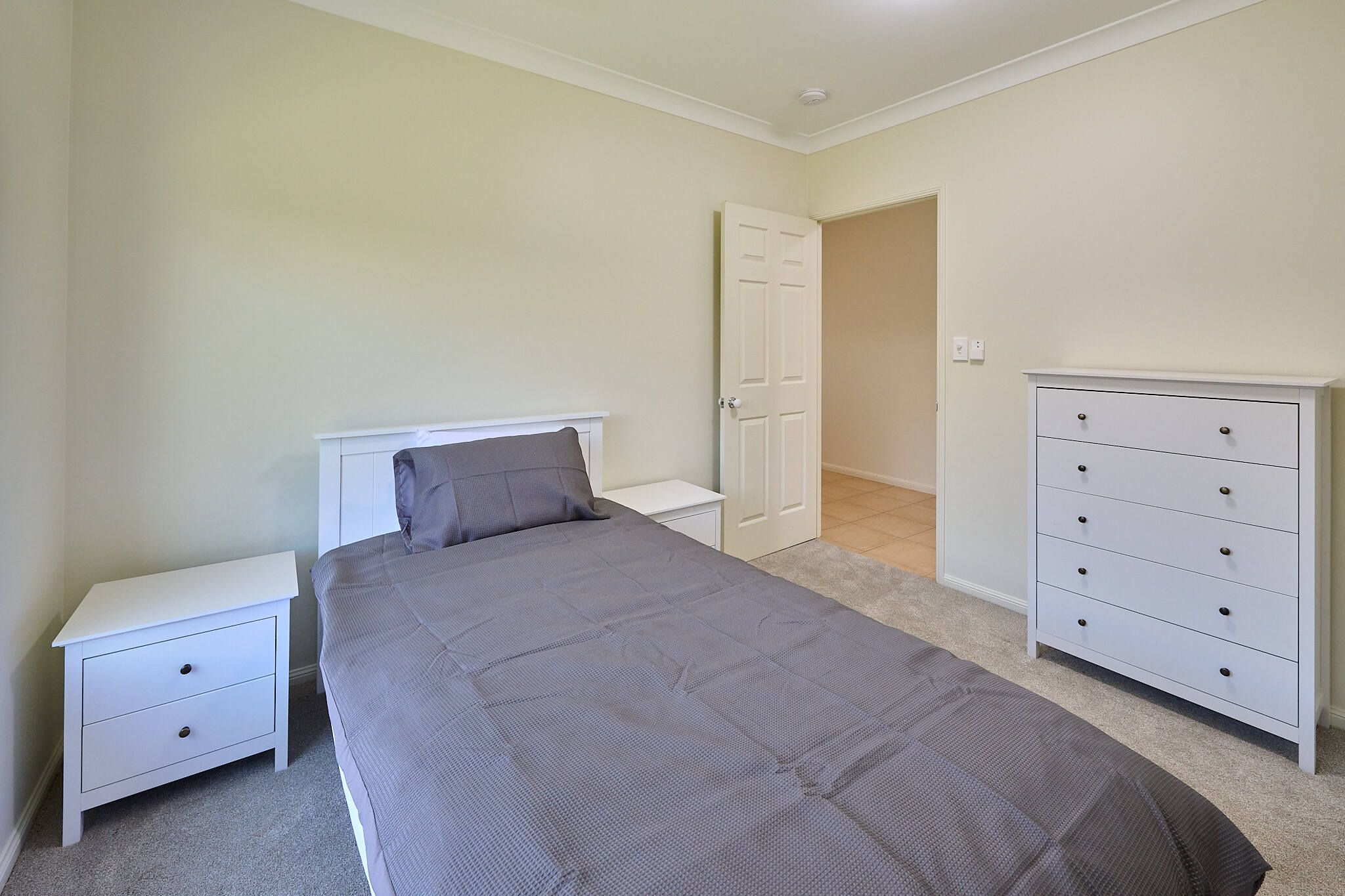 2649 Breakthru-Atherton