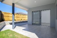 013 Open2view_ID646884-9_Conifer_Avenue_1280x853