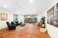 Kellyville lounge room