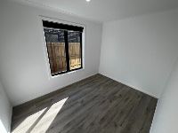 large Media 5-EFA13824-0435-4932-A552-DA3D82EED826