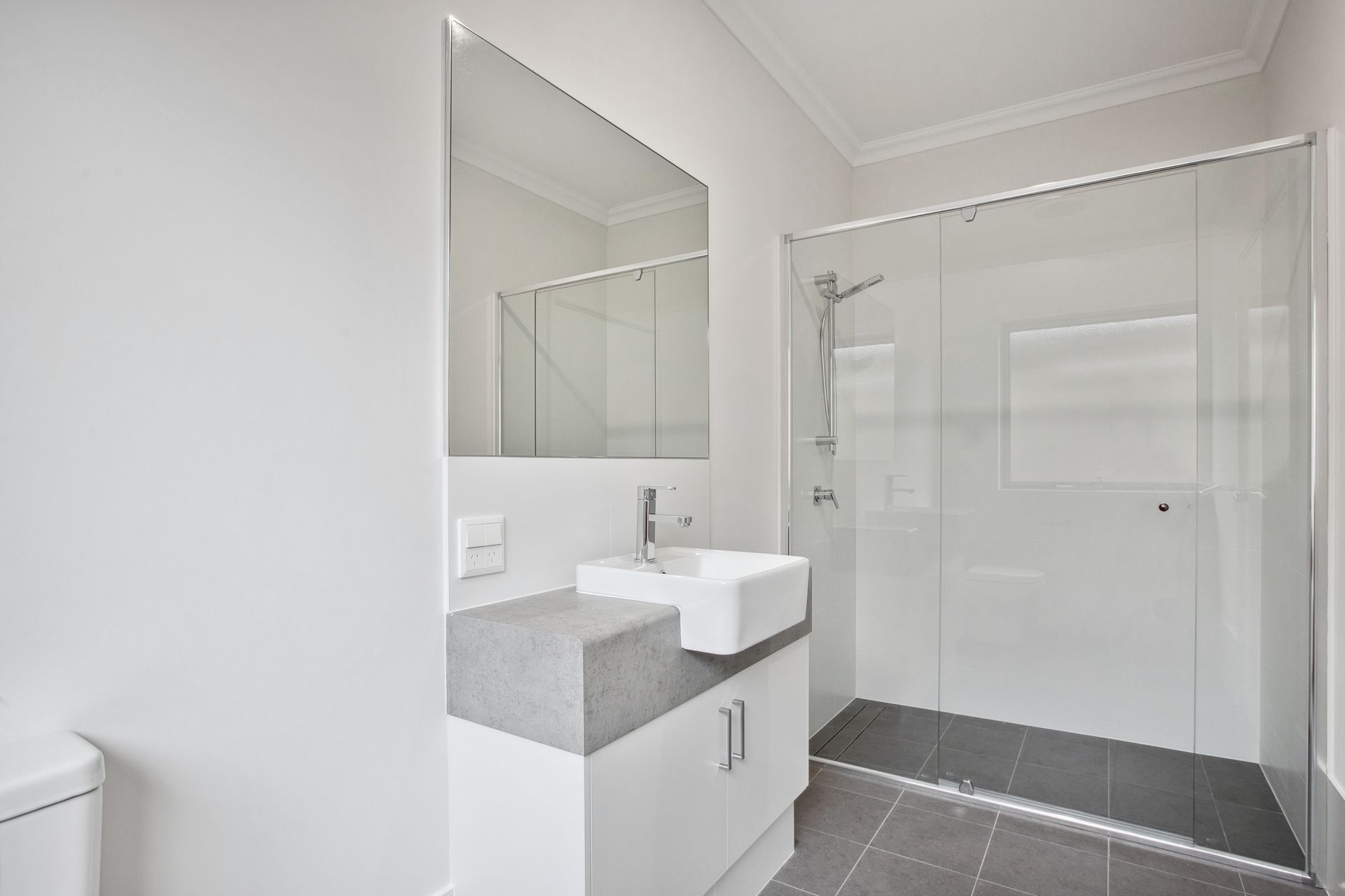 WEB 1 Mantis Grove  Karnup 13